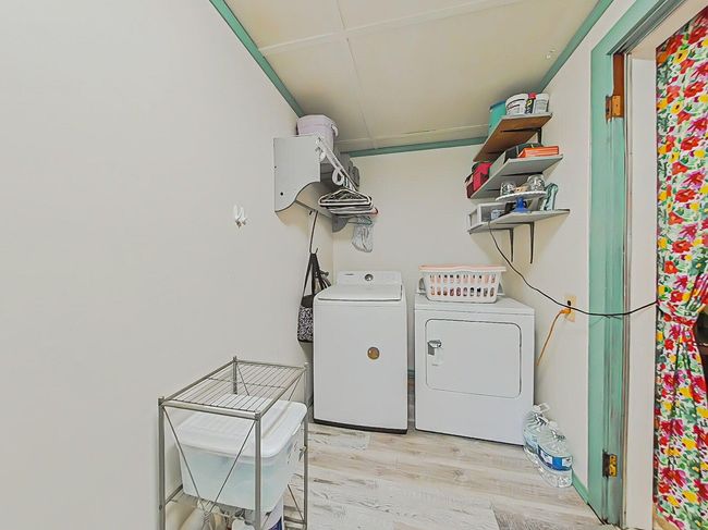20-web-or-mls-7-Laundry Room | Image 22
