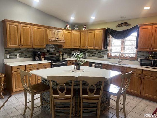 5001 Wildcat Run, House other with 3 bedrooms, 3 bathrooms and null parking in Springfield IL | Image 4
