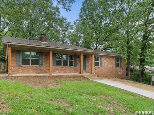 101 Southern Hills Dr, Hot Springs, AR, 71913-6528 | Card Image