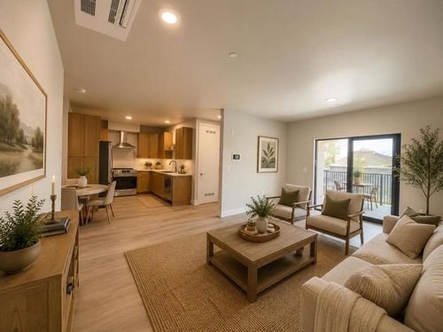 203-400 San Benito St, Hollister, CA, 95023-3999 | Card Image