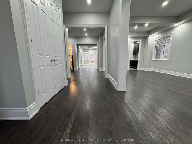 41 Trail Rider Dr, House other with 8 bedrooms, 7 bathrooms and 2 parking in Brampton ON | Image 5