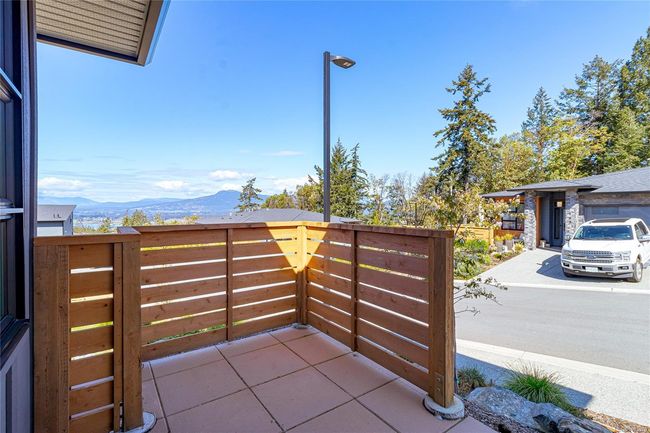 Front door Patio | Image 28