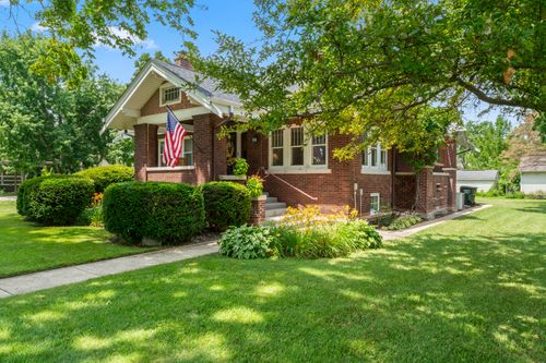 321 W Chebanse Ave, Chebanse, IL, 60922-2035 | Card Image