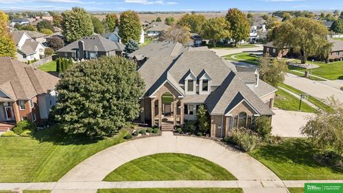 1234 N Bristolwood Dr, Fremont, NE, 68025-3799 | Card Image