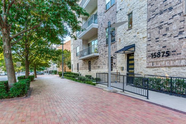 View of property entrance. | Image 20