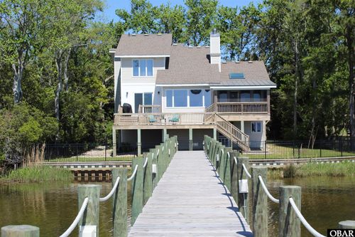 1406 Captains Cir, Kill Devil Hills, NC, 27948-9461 | Card Image