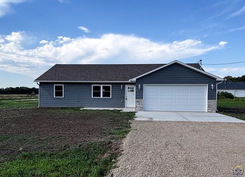 215 Sycamore St, Americus, KS, 66835 | Card Image