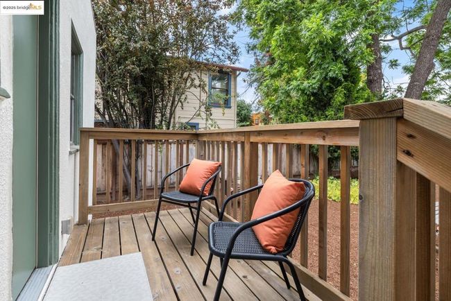 1814 Carleton St, House other with 3 bedrooms, 1 bathrooms and 1 parking in Berkeley CA | Image 15
