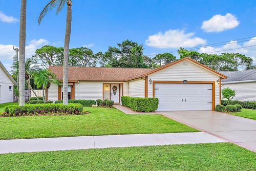 3965 Se Jacaranda St, Stuart, FL, 34997-2226 | Card Image