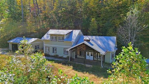 73 Redbird Ln, Rabun Gap, GA, 30568-1533 | Card Image