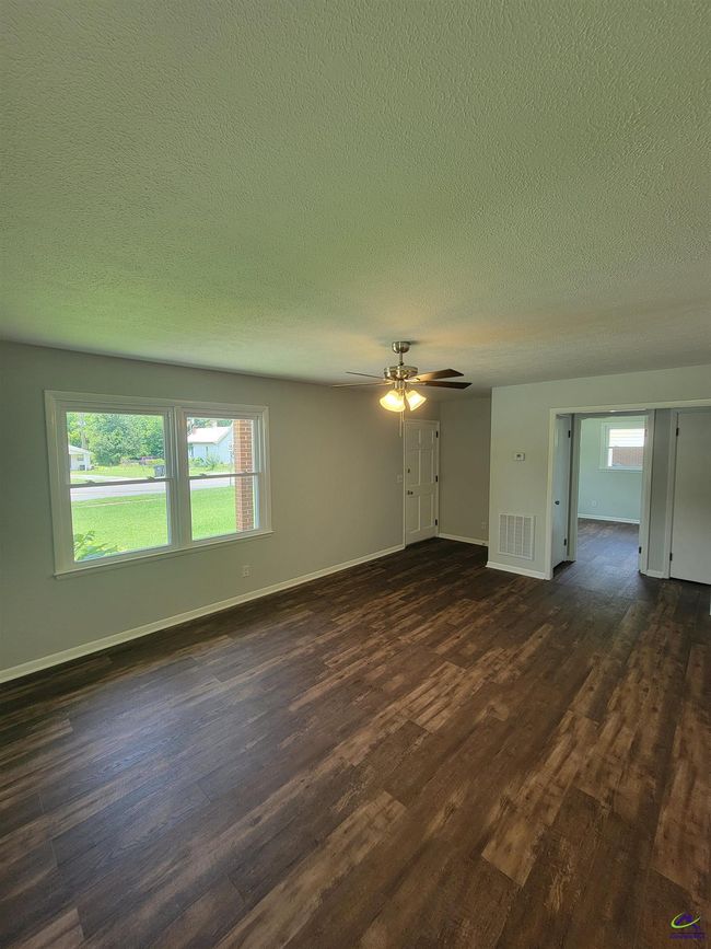 197 W Dykes St, House other with 2 bedrooms, 1 bathrooms and null parking in cochran GA | Image 12