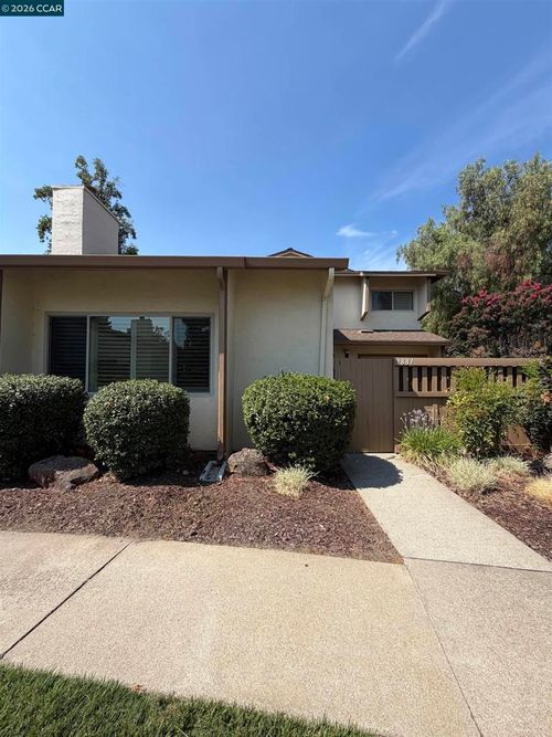 1881 Olmo Way, Walnut Creek, CA, 94598-1449 | Card Image