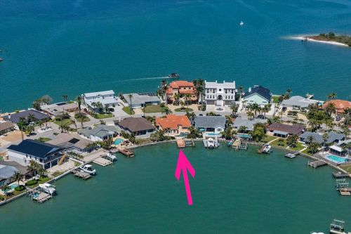 483 Harbor Dr N, Indian Rocks Beach, FL, 33785-3154 | Card Image