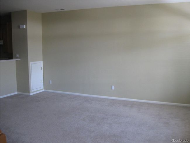 8338 Stonybridge Cir, Townhouse with 2 bedrooms, 3 bathrooms and 2 parking in Highlands Ranch CO | Image 5