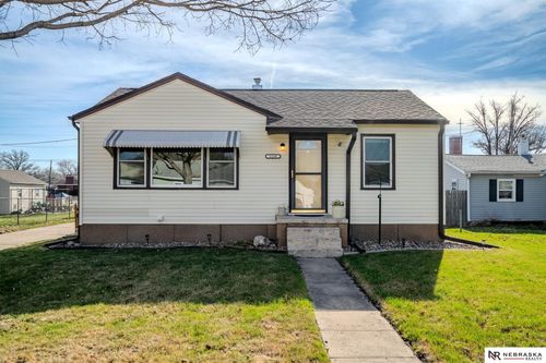 1136 N Garfield St, Fremont, NE, 68025-4462 | Card Image