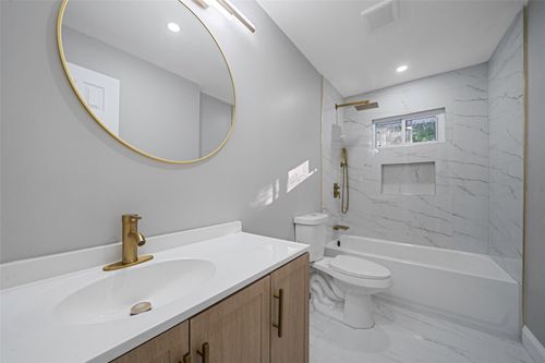 128 N 22nd St, Wyandanch, NY, 11798-2104 | Card Image