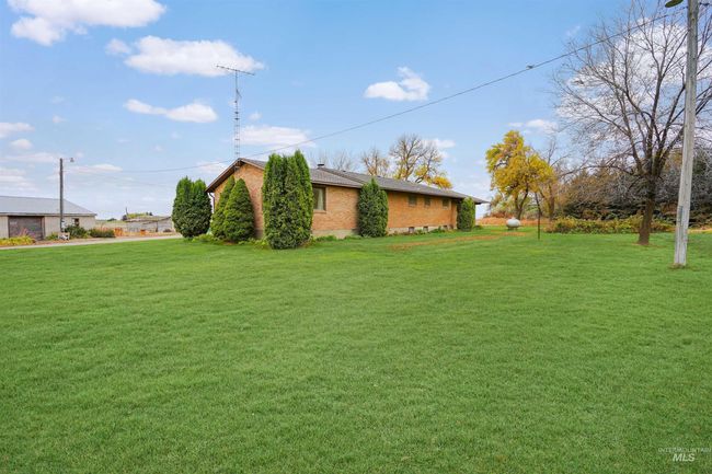 425 W 700 N, House other with 4 bedrooms, 2 bathrooms and 2 parking in Paul ID | Image 23