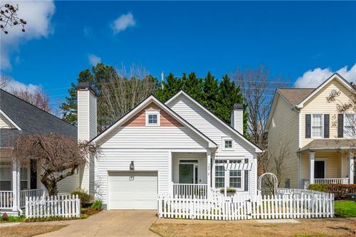 704 Gardenside Cir Se, Marietta, GA, 30067-2700 | Card Image