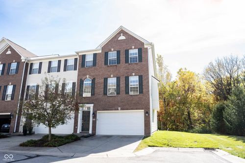 9009 Mercer Dr, Fishers, IN, 46038-3401 | Card Image