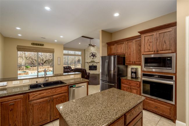 136 Whispering Winds Dr, House other with 4 bedrooms, 3 bathrooms and null parking in Gunter TX | Image 13