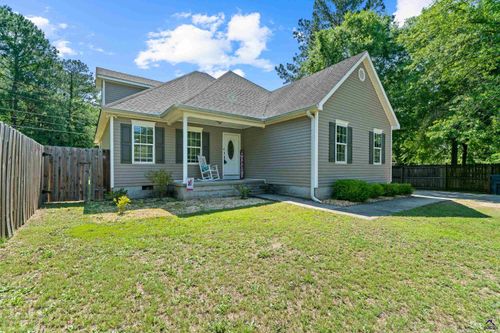 395 Chapman Rd, Macon, GA, 31211-7207 | Card Image