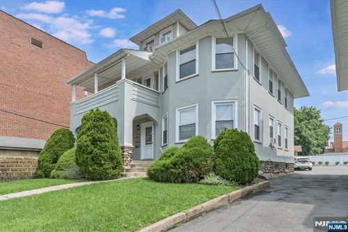 75 Glenridge Ave, Montclair, NJ, 07042-6702 | Card Image