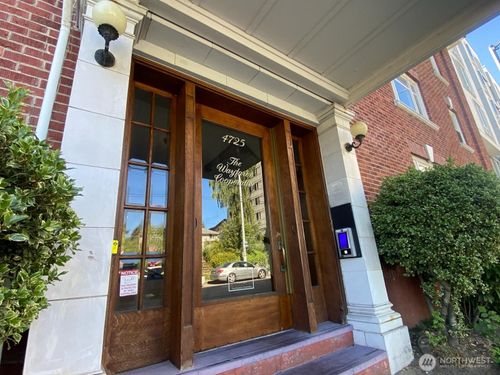 apt-14-4725 15th Ave Ne, Seattle, WA, 98105-4425 | Card Image