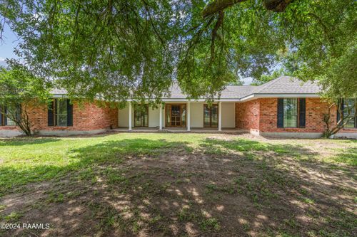 664 Don Guilbeau Rd, Arnaudville, LA, 70512-6440 | Card Image