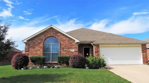 702 Bayshore Dr, Mansfield, TX, 76063-6791 | Card Image