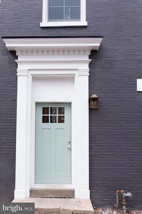 449 W King St, LANCASTER, PA, 17603-3769 | Card Image