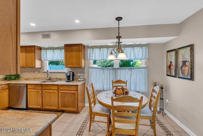39 Honeysuckle Way, House other with 4 bedrooms, 3 bathrooms and null parking in Howell NJ | Image 19