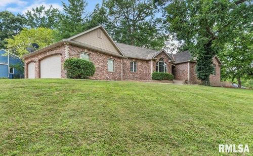 2 Georgetowne Rd, Sherman, IL, 62684-9767 | Card Image
