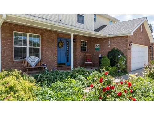 2607 Falcon Dr, Longmont, CO, 80503-7943 | Card Image