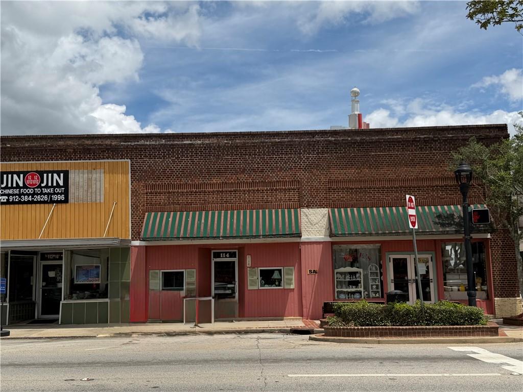 Commercial Sale in Douglas 3