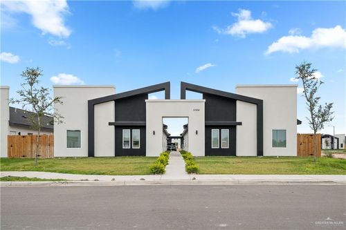 2-11304 N 25th St, McAllen, TX, 78504 | Card Image