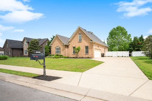 3358 Shady Forest Dr, Murfreesboro, TN, 37128-5230 | Card Image