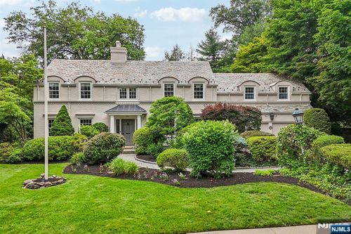 256 Lotte Rd, Ridgewood, NJ, 07450-4825 | Card Image