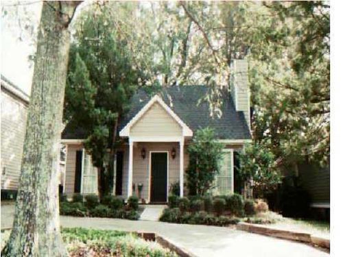 965 Wildwood Ave, Mobile, AL, 36609-3051 | Card Image