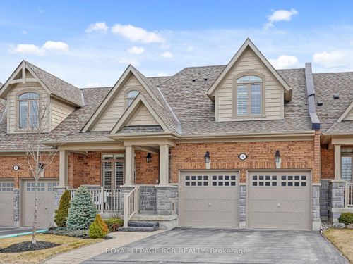 9 Bill Knowles St, Uxbridge, ON, L9P0E5 | Card Image