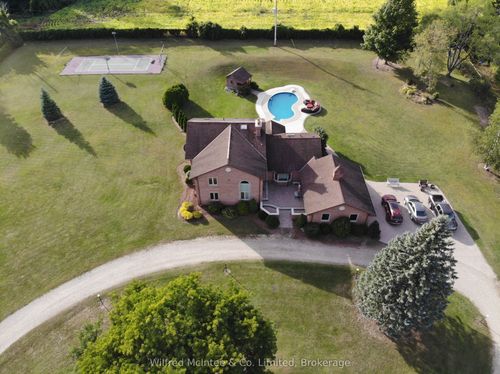 {{alt}} | Card Image