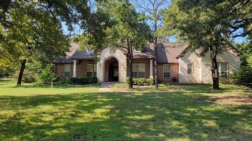 735 Sleepy Hollow Ln, Valley View, TX, 76272-7777 | Card Image