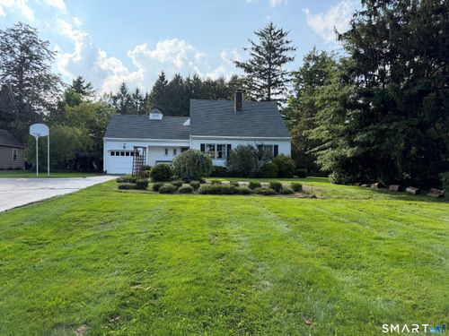 989 N Farms Rd, Wallingford, CT, 06492-1807 | Card Image