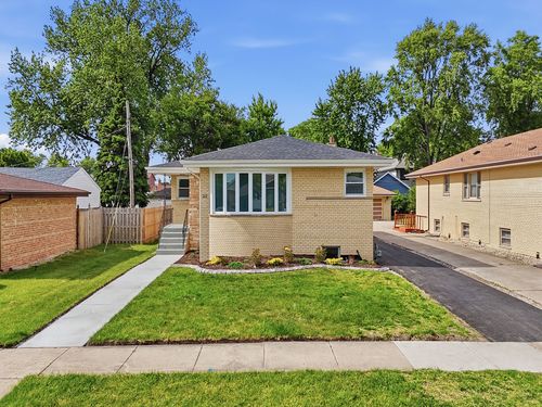 5544 Oakdale Dr, Oak Lawn, IL, 60453-4615 | Card Image