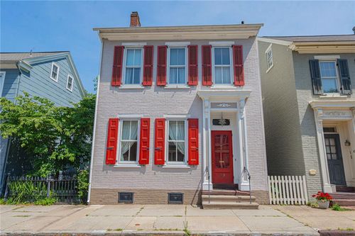 39 E Wall Street, Bethlehem City, PA, 18018 | Card Image