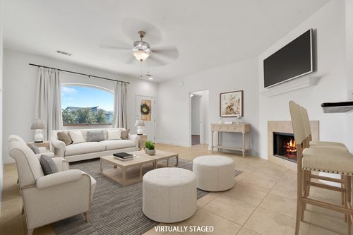 10808 Timber Cir, Dripping Springs, TX, 78620-2511 | Card Image