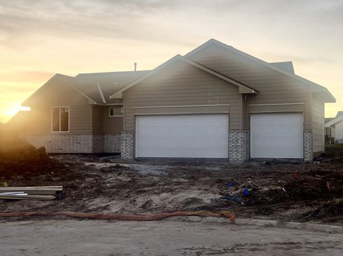 1633 N Wildflower Ct, Andover, KS, 67002-8996 | Card Image