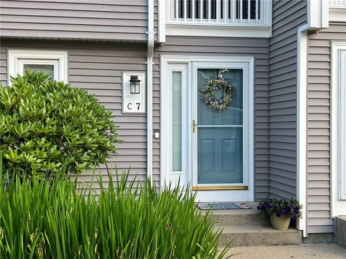 apt-c7-161 W Shore Rd, Warwick, RI, 02889-1153 | Card Image