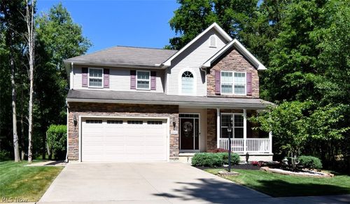 10442 Florida St, Reminderville, OH, 44202-8518 | Card Image