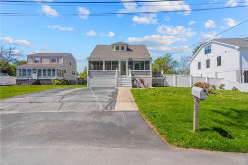 43 Samuel Gorton Ave, Warwick, RI, 02889-5227 | Card Image