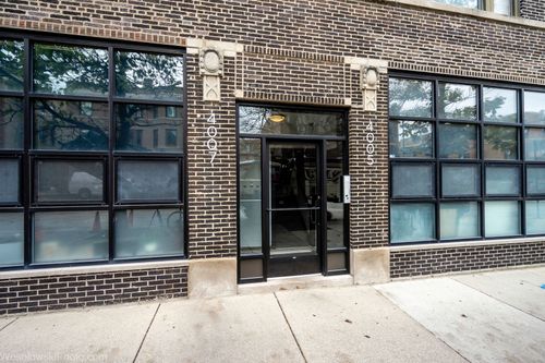 2-4005 N Southport Avenue, Chicago, IL, 60613 | Card Image